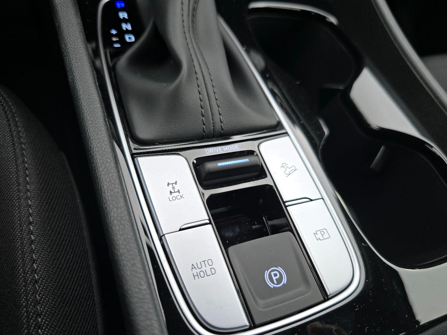 2026 Hyundai Santa Cruz SE - Photo 12