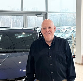 Staff member Chris Van Riper from ID_84ac6fd6a74b