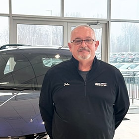 Staff member John Csizma from ID_4b5502d1c8d9