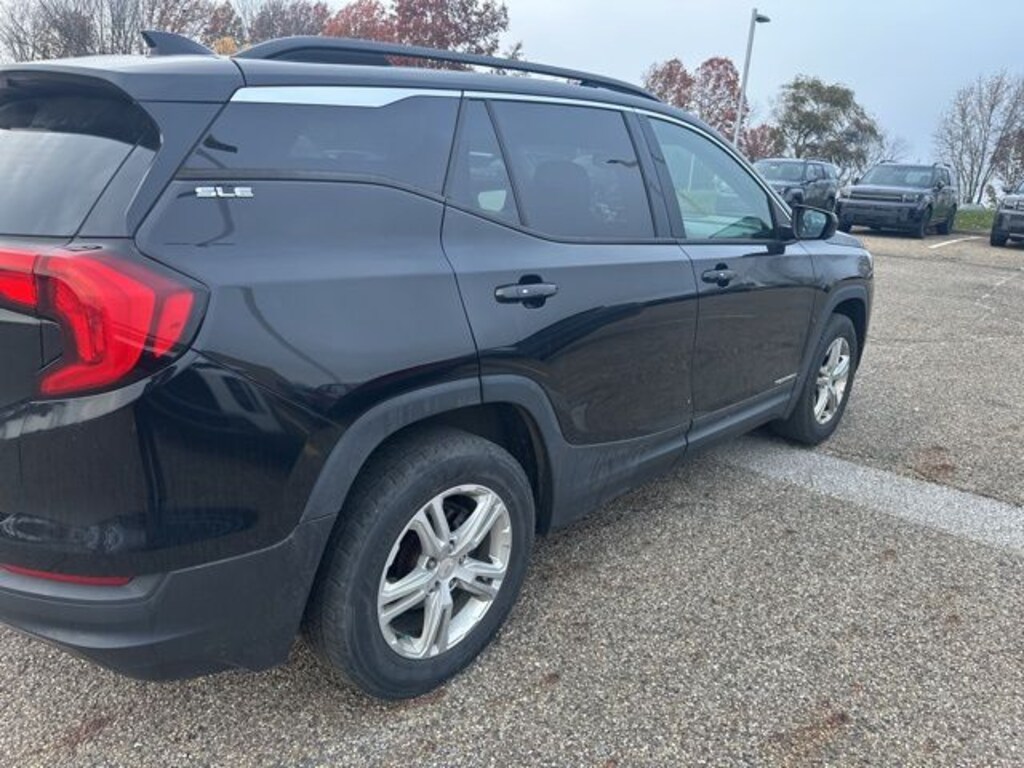 Used 2018 GMC Terrain SLE SUV