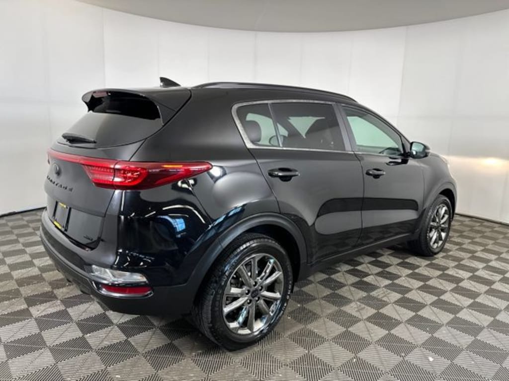 Used 2023 Kia Sportage EX SUV