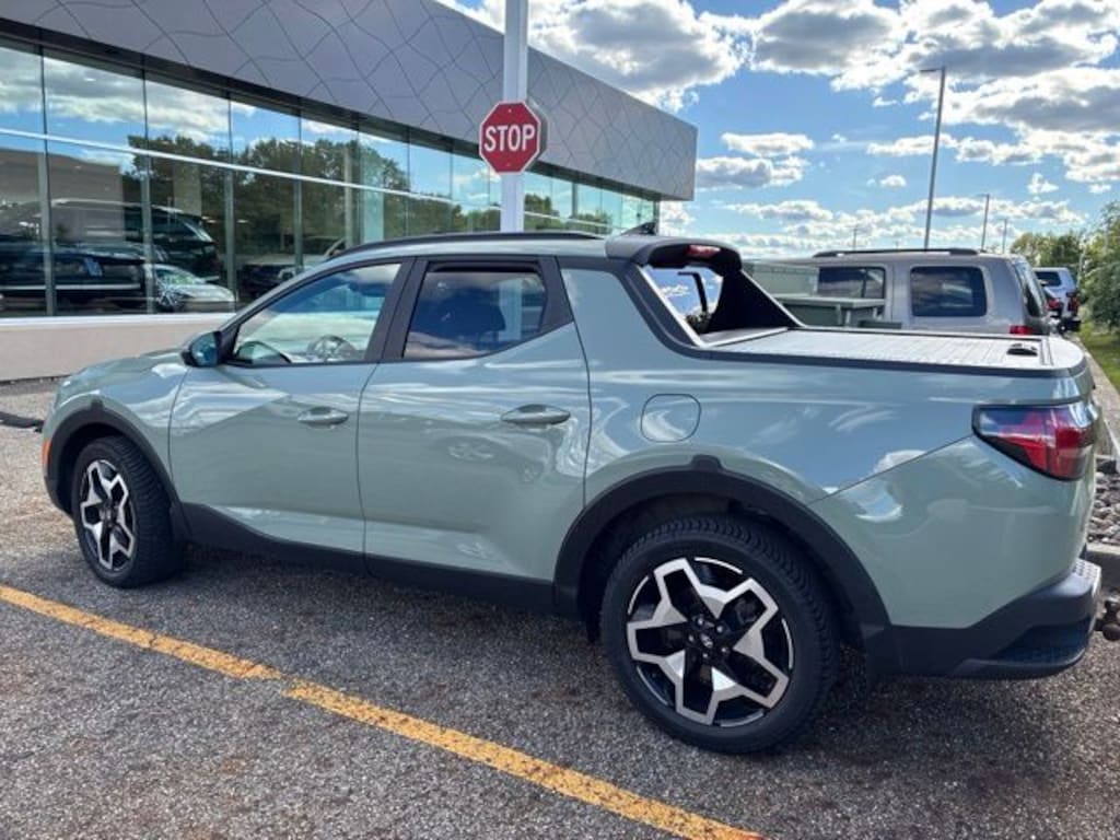 Used 2023 Hyundai Santa Cruz Limited Truck