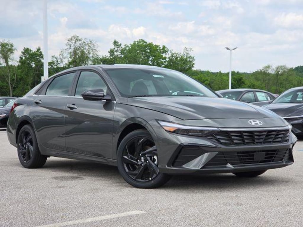 New 2026 Hyundai Elantra SEL Sport Premium Sedan