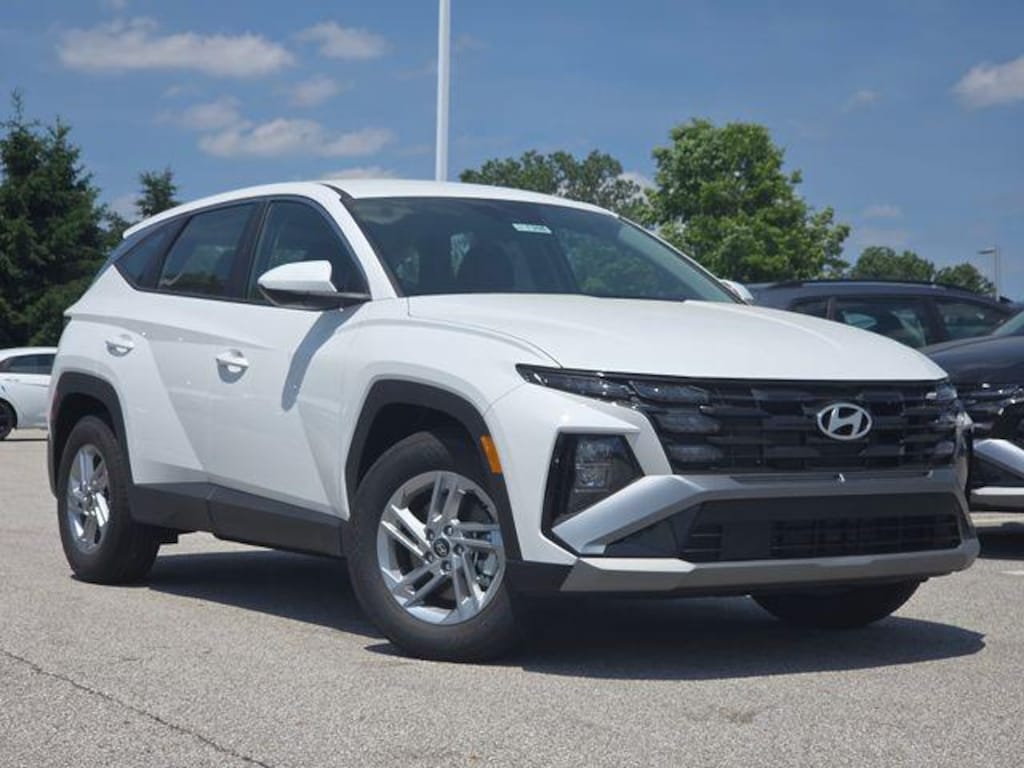 New 2026 Hyundai Tucson SE SUV