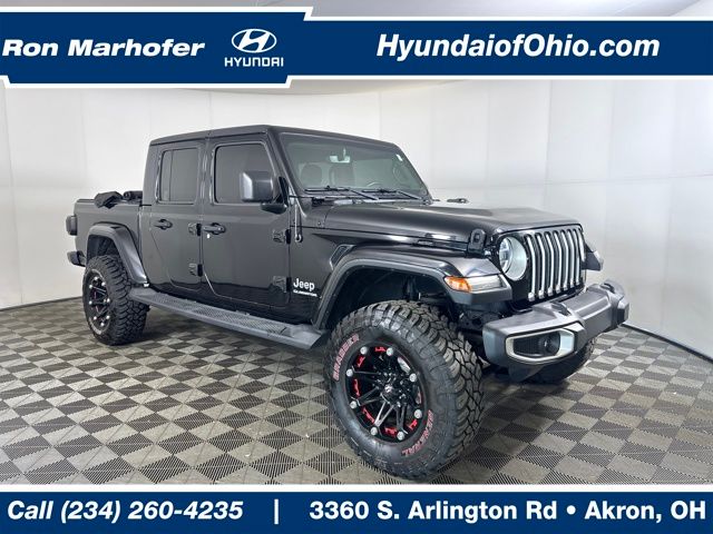 2020 Jeep Gladiator Overland's photo