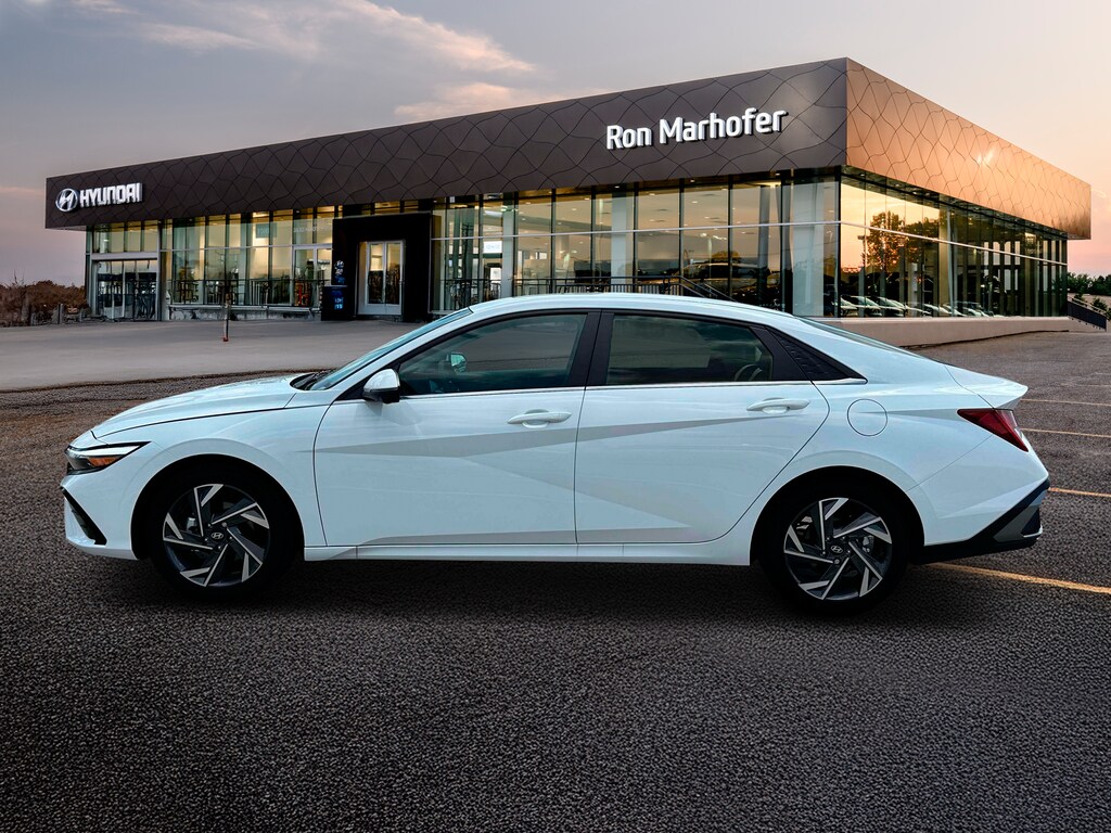 New 2025 Hyundai Elantra Limited Sedan