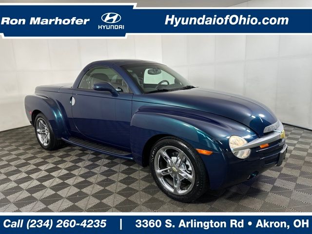 2005 Chevrolet SSR Base's photo