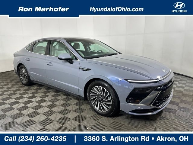 2025 Hyundai Sonata Hybrid Sedan 