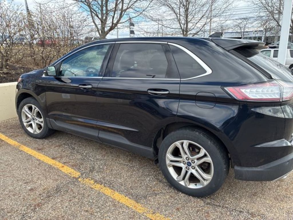 Used 2018 Ford Edge Titanium SUV