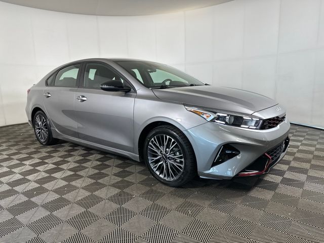 2023 Kia Forte GT-Line photo 2