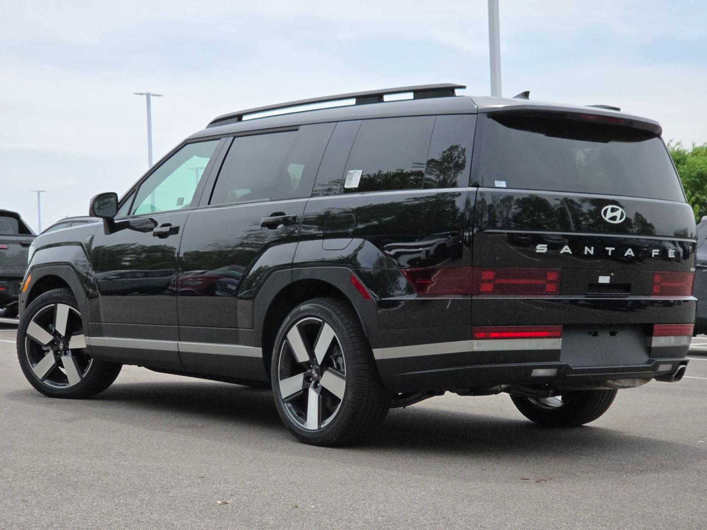 2026 Hyundai Santa Fe Limited - Photo 21