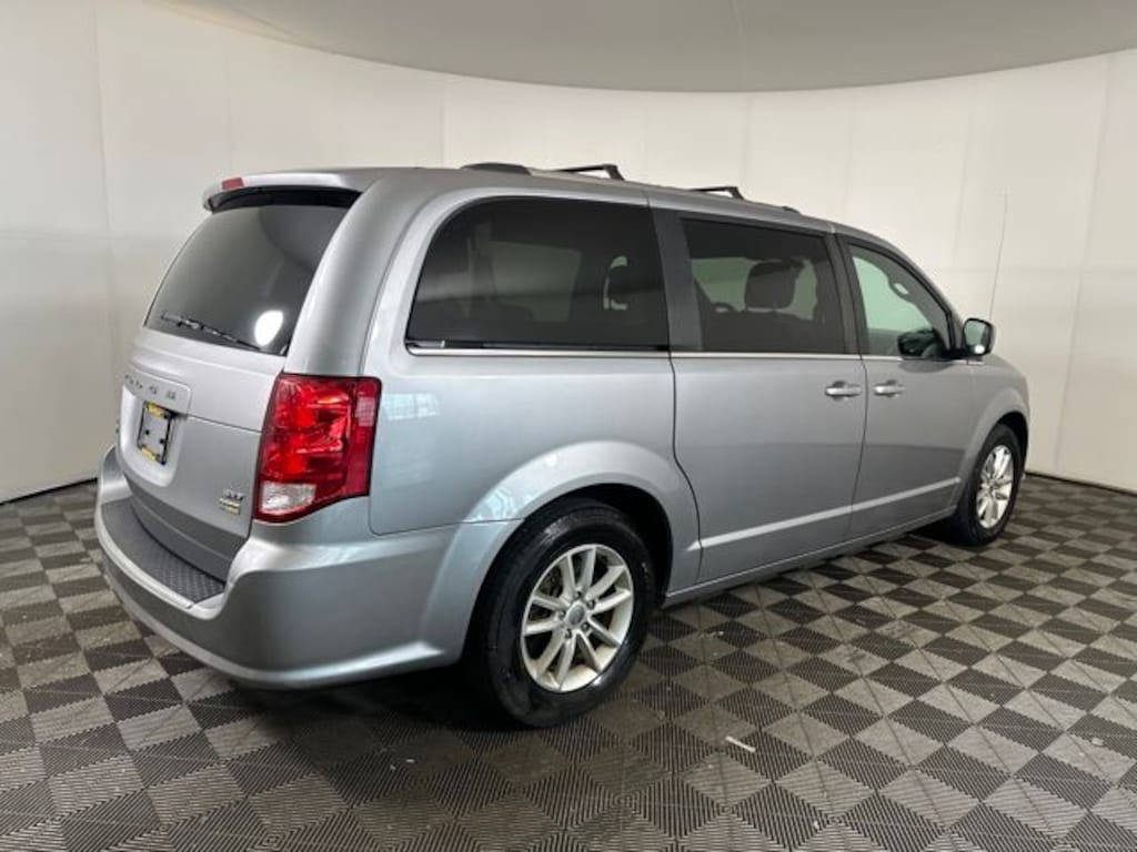 Used 2019 Dodge Grand Caravan SXT Minivan/Van