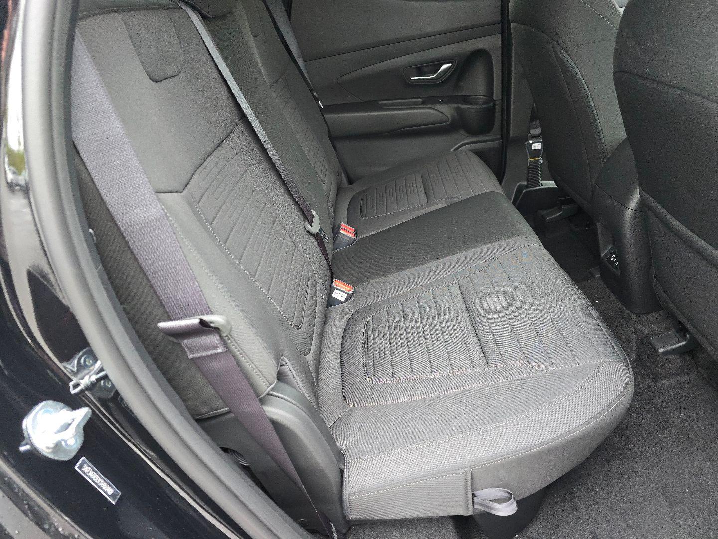 2026 Hyundai Santa Cruz SE - Photo 24