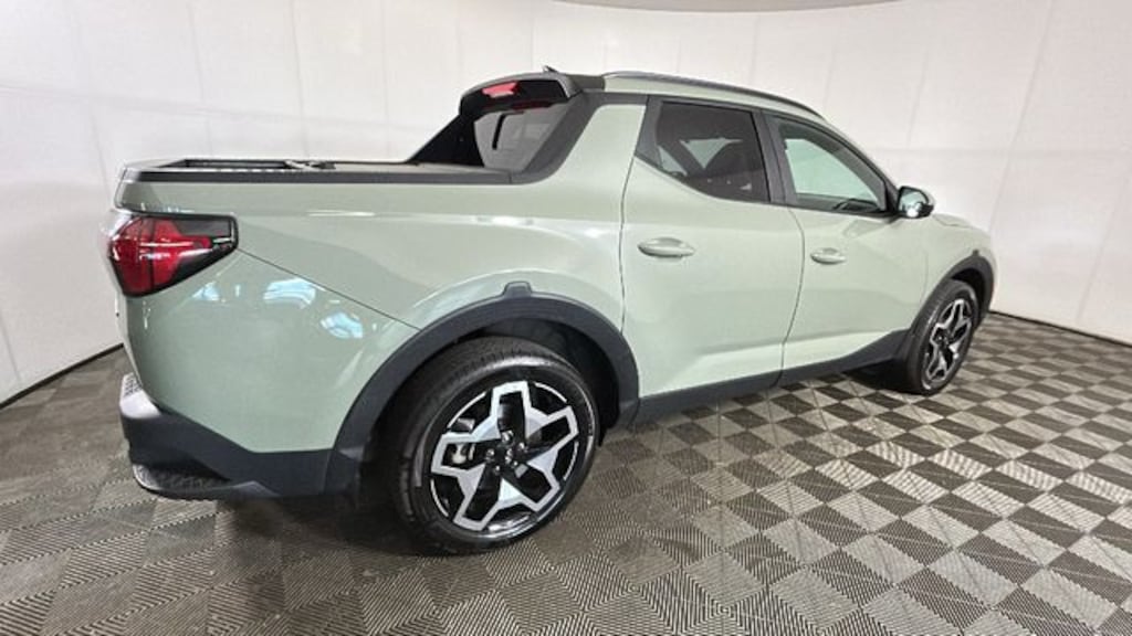 Certified 2023 Hyundai Santa Cruz Limited Truck