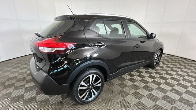 Used 2019 Nissan Kicks SV with VIN 3N1CP5CU3KL545011 for sale in Akron, OH