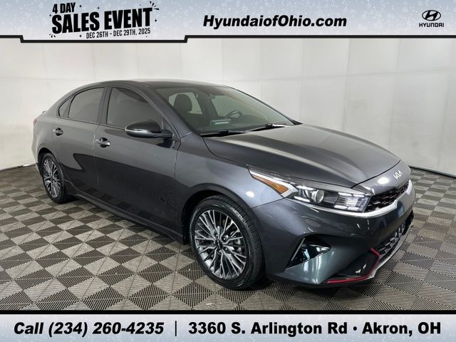 2023 Kia Forte GT-Line's photo