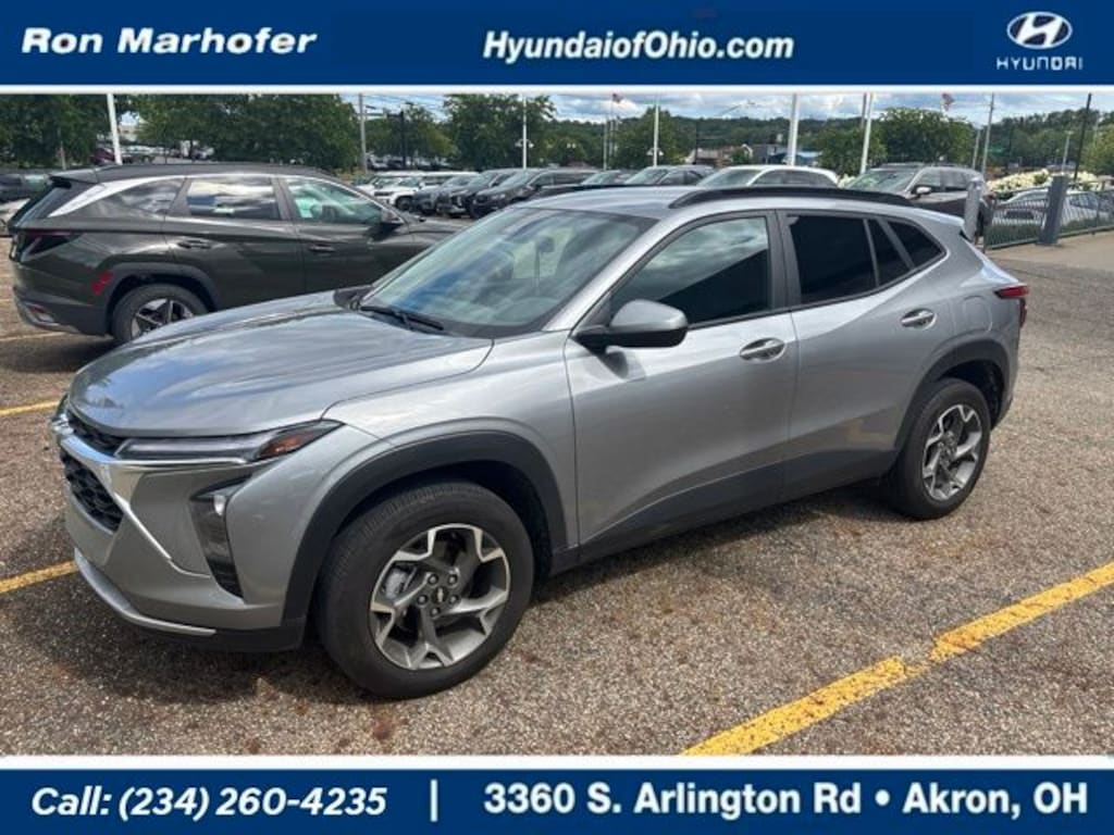 Used 2025 Chevrolet Trax LT SUV