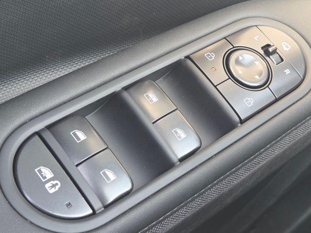 2025 Hyundai IONIQ 5 XRT - Photo 35