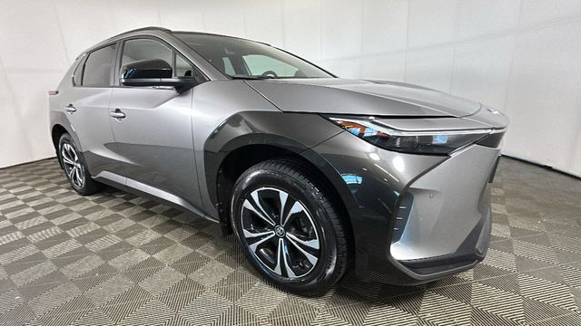 Used 2023 Toyota bZ4X XLE with VIN JTMABACA5PA015316 for sale in Akron, OH