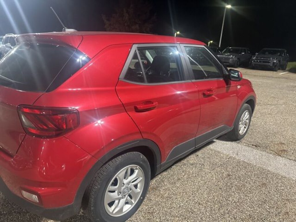 Certified 2023 Hyundai Venue SE SUV