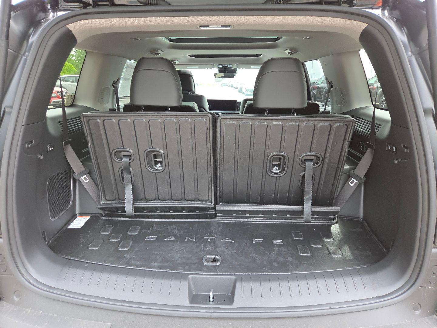 2026 Hyundai Santa Fe Limited - Photo 26