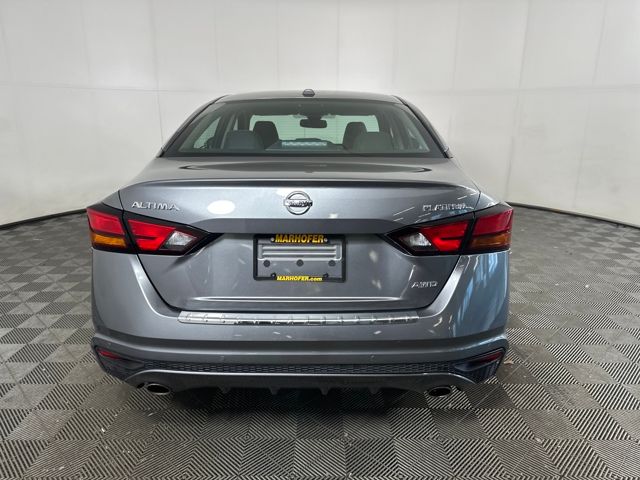 2021 Nissan Altima 2.5 Platinum photo 4