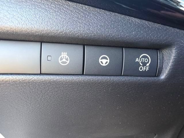 2026 Nissan KICKS SR - Photo 10