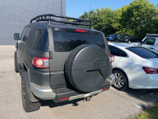 2014 Toyota FJ Cruiser Base photo 3