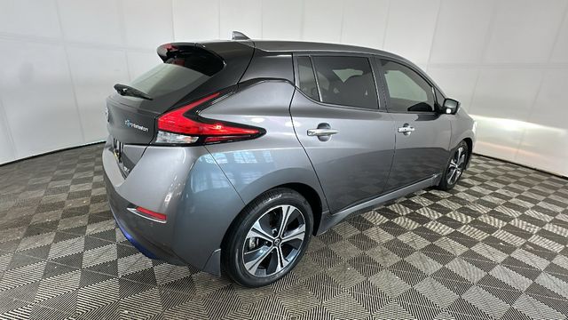 Used 2022 Nissan LEAF SV with VIN 1N4AZ1CV5NC558476 for sale in Cuyahoga Falls, OH