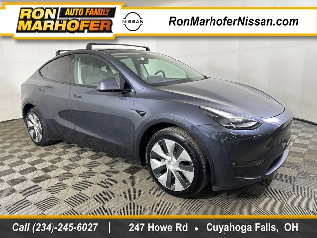 2023 Tesla Model Y Long Range's photo