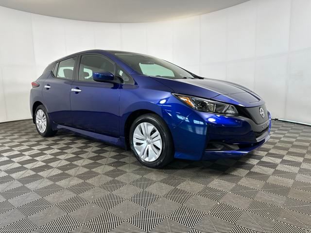 Used 2023 Nissan Leaf S with VIN 1N4AZ1BV1PC560228 for sale in Cuyahoga Falls, OH