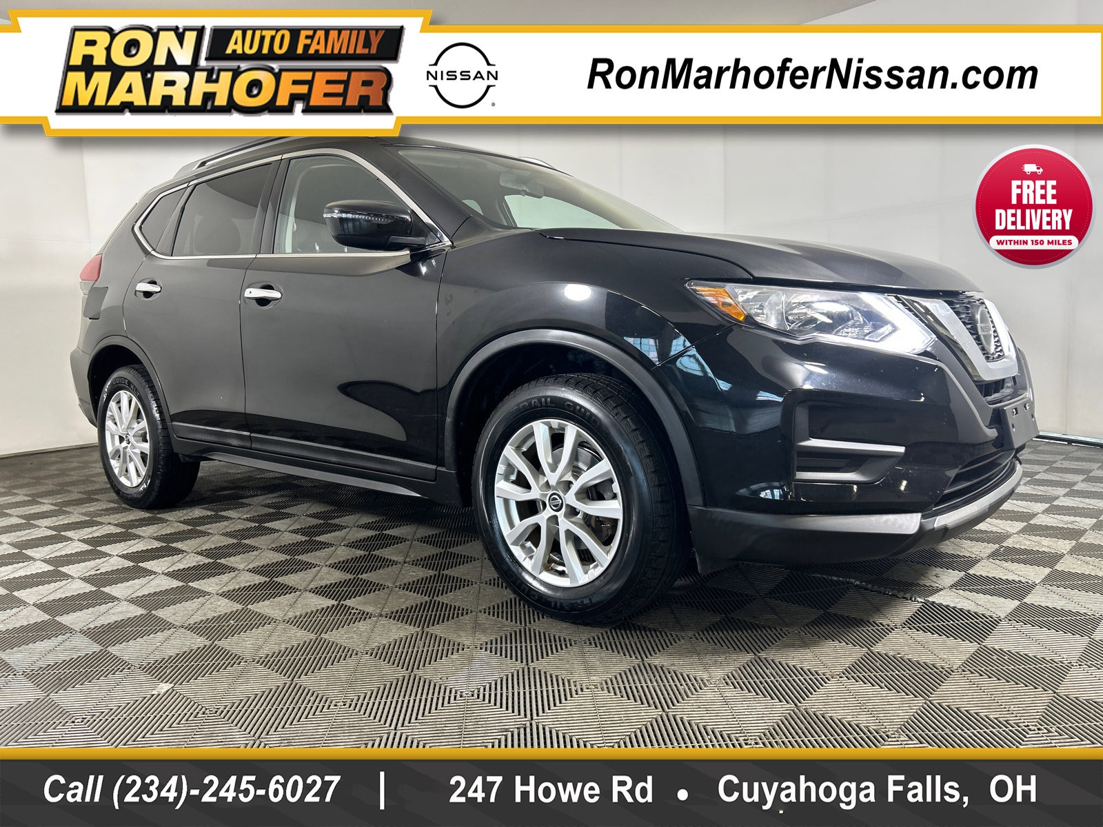 Used 2018 Nissan Rogue SV with VIN KNMAT2MVXJP587698 for sale in Cuyahoga Falls, OH