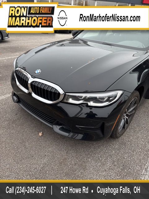 2021 BMW 3 Series 330i's photo