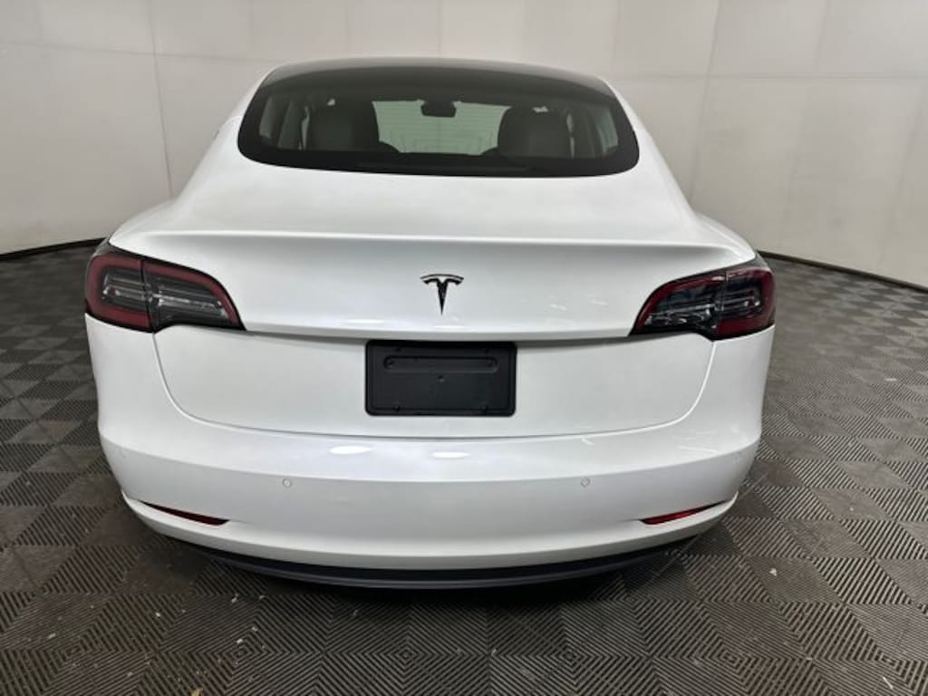 Used 2019 Tesla Model 3 Standard Range Plus Sedan