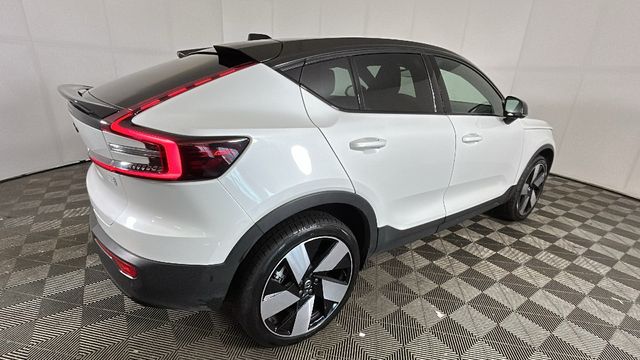 Used 2023 Volvo C40 Ultimate with VIN YV4ED3GM1P2047277 for sale in Cuyahoga Falls, OH