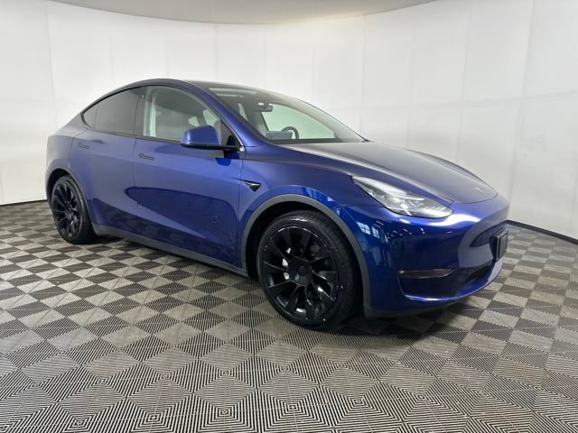 Used 2021 Tesla Model Y Long Range with VIN 5YJYGAEE2MF149767 for sale in Canton, OH
