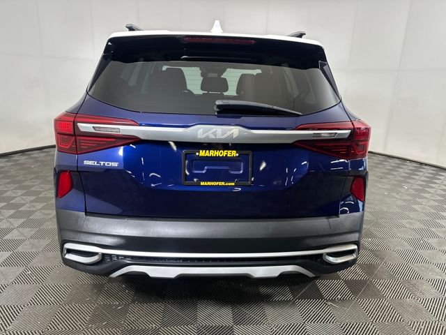 2023 Kia Seltos S photo 2
