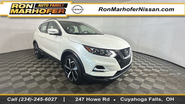 2022 Nissan Rogue Sport SL AWD's photo