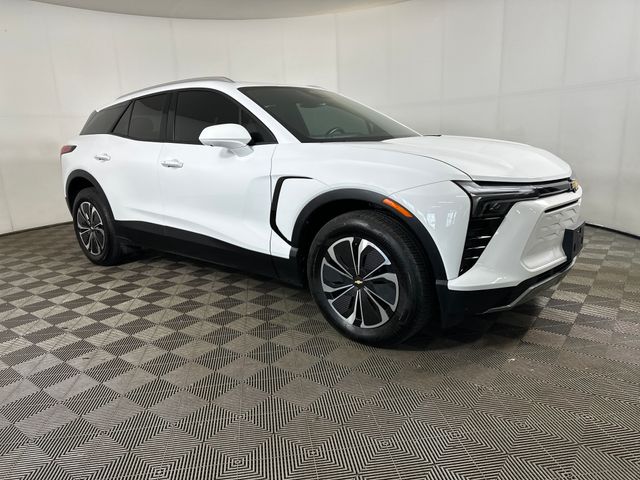 Used 2024 Chevrolet Blazer EV LT with VIN 3GNKDBRJ6RS223595 for sale in Cuyahoga Falls, OH