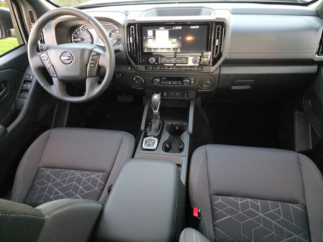 2026 Nissan Frontier SV - Photo 13