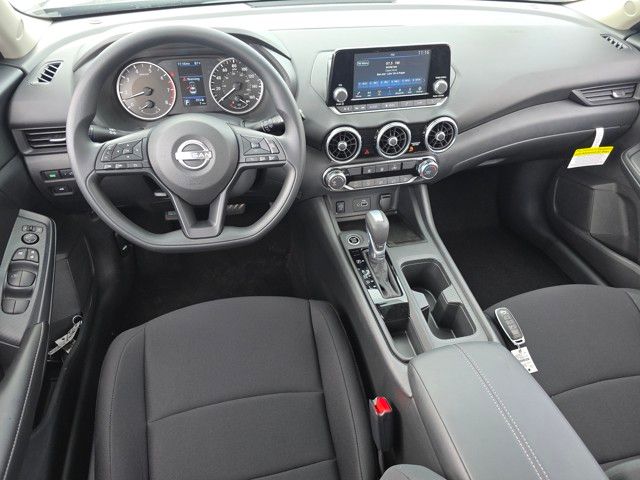 2025 Nissan Sentra S photo 3