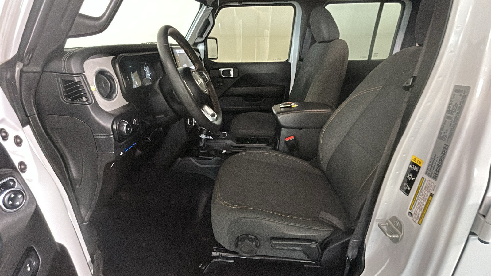 Photo 12