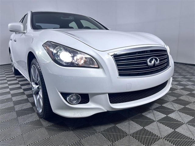 Used 2013 INFINITI M 37 with VIN JN1BY1AR4DM601983 for sale in Cuyahoga Falls, OH