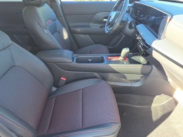 2026 Nissan KICKS SR - Photo 30