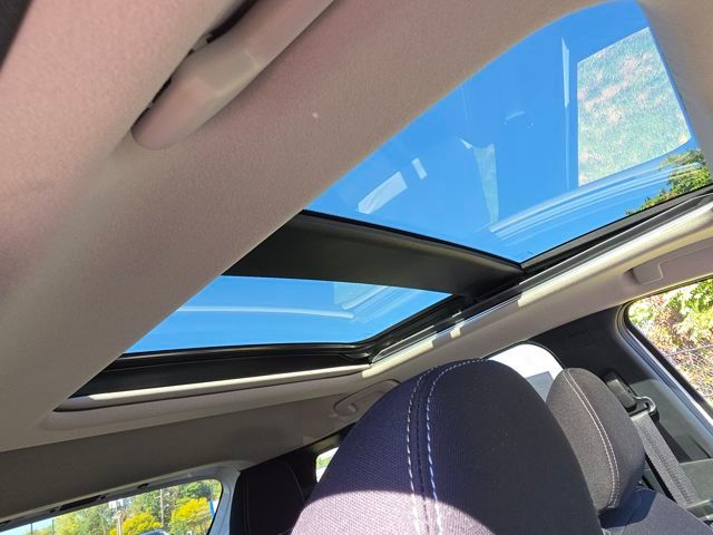 2026 Nissan Kicks SV photo 4