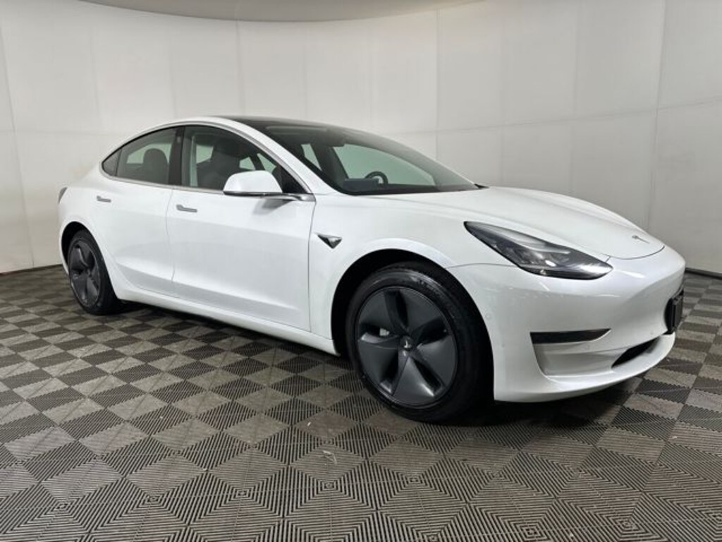 Used 2019 Tesla Model 3 Standard Range Plus Sedan