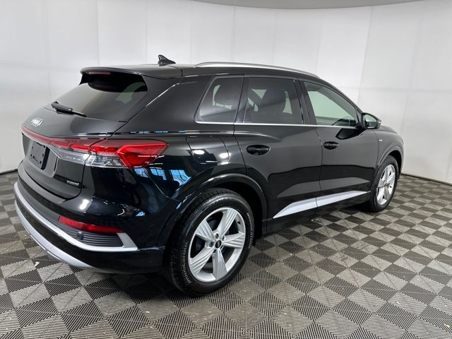 2025 Audi Q4 55 E-tron Premium Plus photo 2