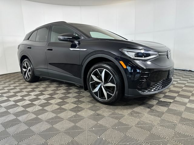 Used 2023 Volkswagen ID.4 PRO S with VIN 1V2WNPE8XPC047420 for sale in Cuyahoga Falls, OH