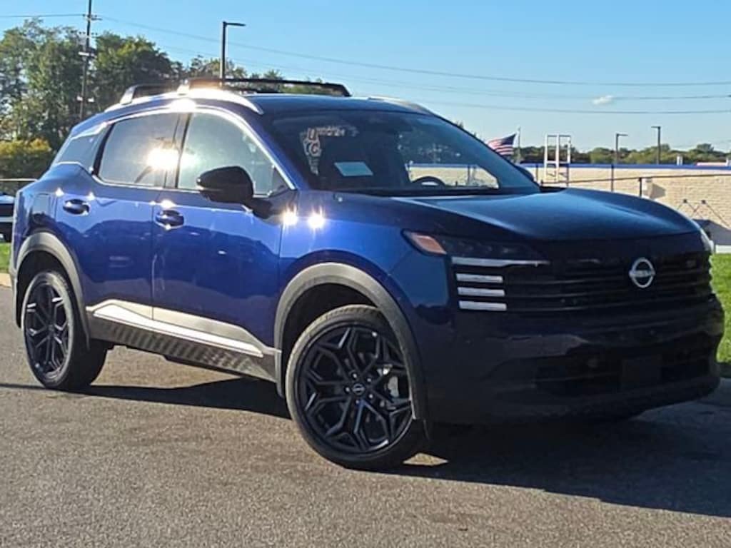 New 2026 Nissan Kicks SR SUV