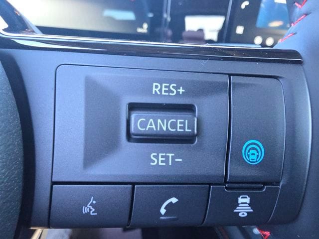 2026 Nissan KICKS SR - Photo 17